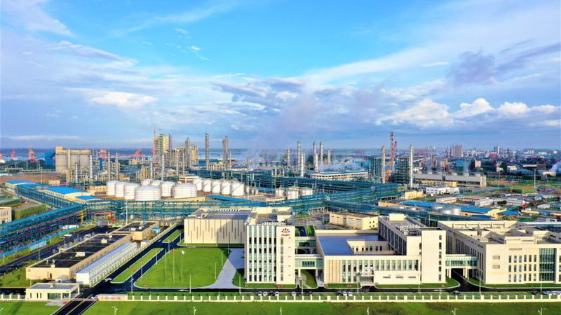 医药中间体：精细化工产品生产的“幕后英雄”**