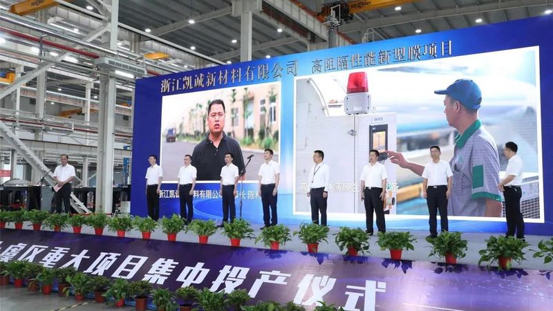 化工原料防爆储存柜：安全储存，从了解开始**
